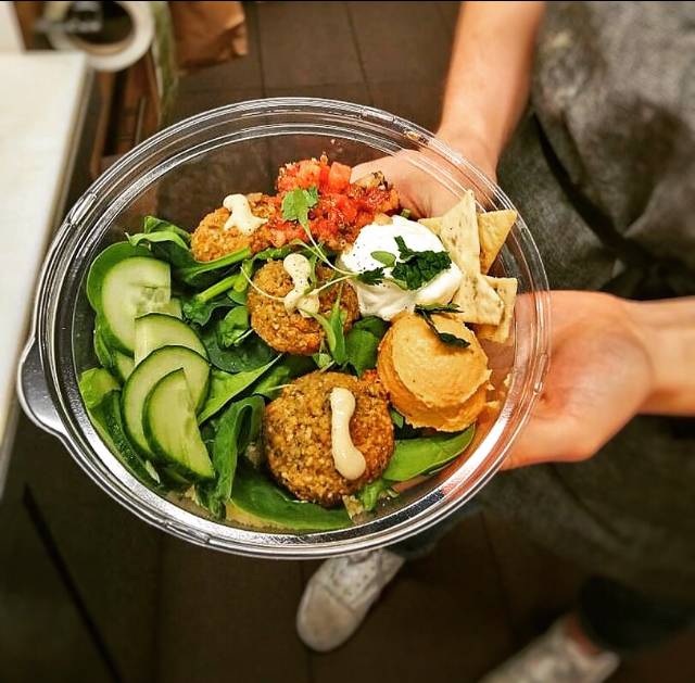 Buddha-Station | meal takeaway | 1165 Avenue Cartier, Québec, QC G1R 2S9, Canada | 4189146911 OR +1 418-914-6911