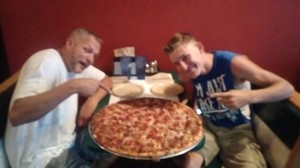 Rose Brothers Pizza | restaurant | 7680 S Wayne St, Hamilton, IN 46742, USA | 2604883534 OR +1 260-488-3534