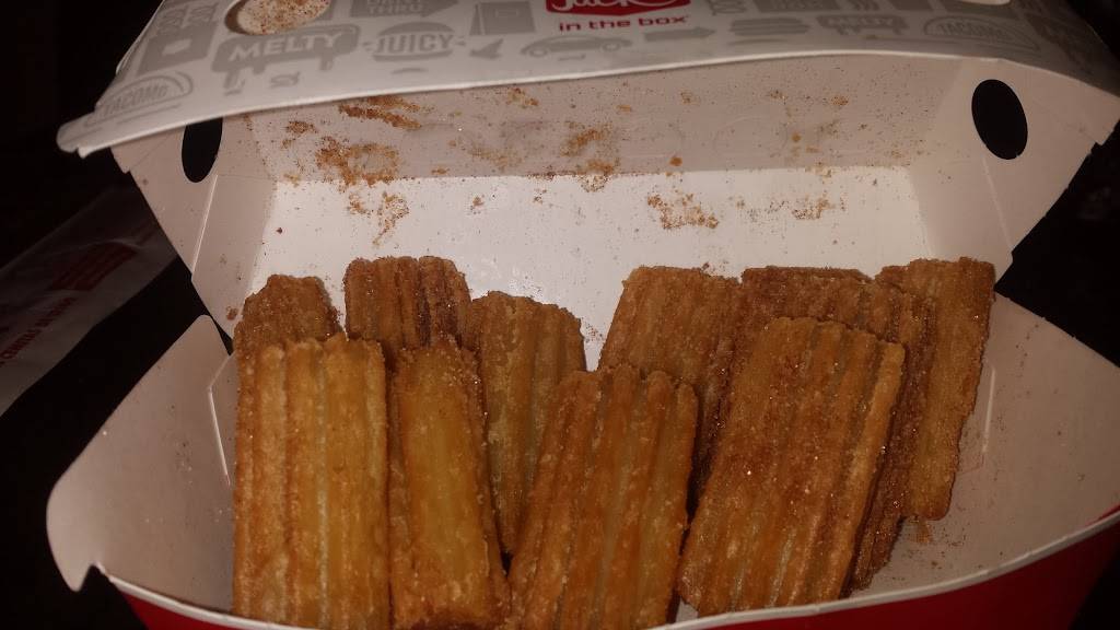 Jack in the Box | restaurant | 4989 S, CA-99, Stockton, CA 95215, USA | 2099432157 OR +1 209-943-2157