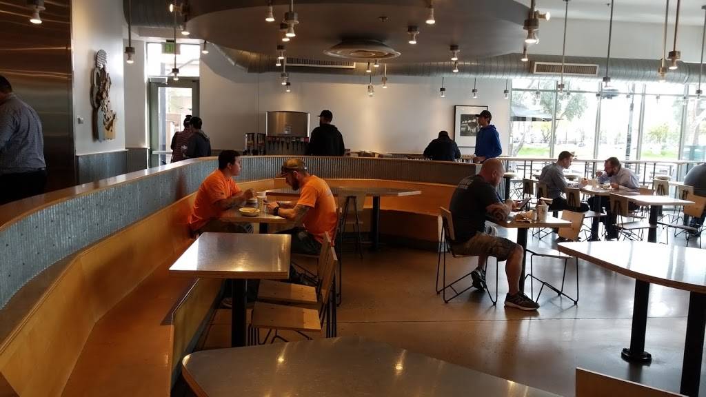 Chipotle Mexican Grill | restaurant | 890 N 54th St Ste 5, Chandler, AZ 85226, USA | 4807830200 OR +1 480-783-0200