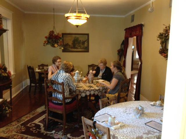 The Tilted Teacup Tea Room and Boutique | cafe | 103 S Saxon Ave, Brooksville, FL 34601, USA | 3525934111 OR +1 352-593-4111