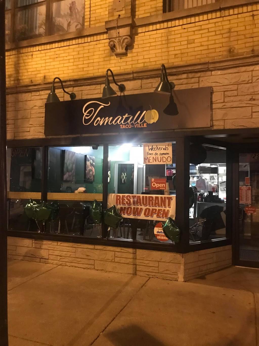 Tomatillo Taco Ville | restaurant | 2943 W Irving Park Rd, Chicago, IL 60618, USA | 7736541350 OR +1 773-654-1350