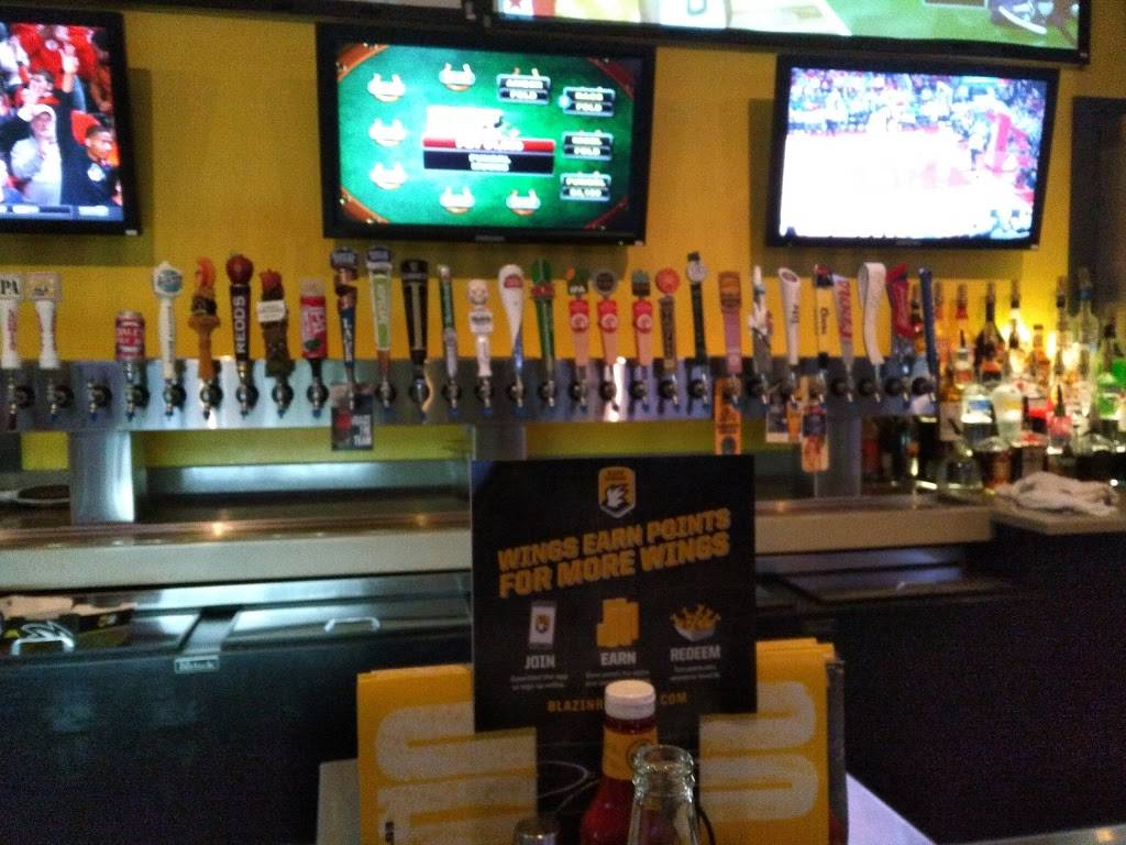 Buffalo Wild Wings | meal takeaway | 4711 W 29th St, Greeley, CO 80634, USA | 9703309988 OR +1 970-330-9988