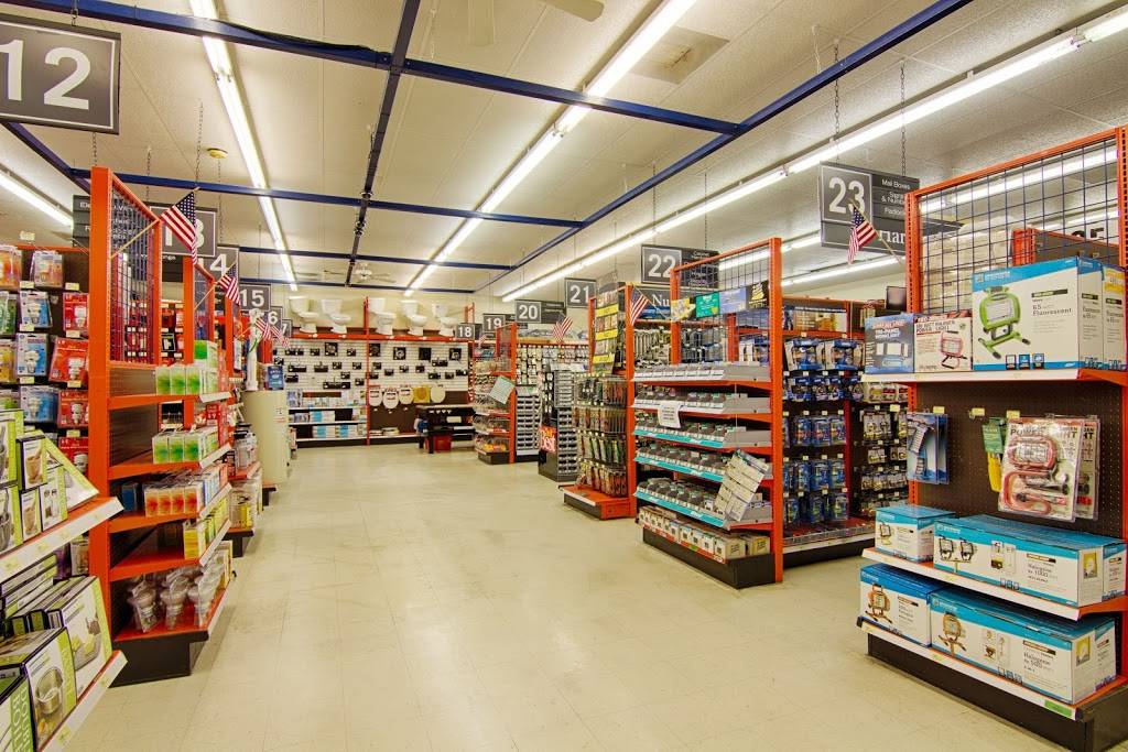 Family Hardware | restaurant | 622 SE 47th Terrace, Cape Coral, FL 33904, USA | 2395426365 OR +1 239-542-6365