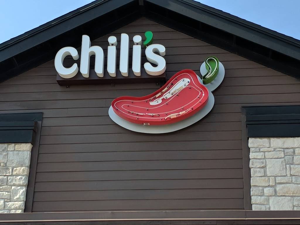 Chilis Grill & Bar | meal takeaway | 1601 Miller Park Way W, Milwaukee, WI 53214, USA | 4143899739 OR +1 414-389-9739
