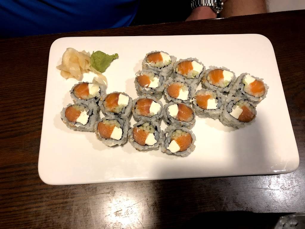 Sumo Japanese Restaurant | restaurant | 258 E Eau Gallie Blvd, Indian Harbour Beach, FL 32937, USA | 3216225688 OR +1 321-622-5688