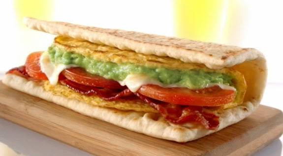 Subway | meal takeaway | 3190 Hawthorne Rd, Ottawa, ON K1G 5H5, Canada | 6132499698 OR +1 613-249-9698