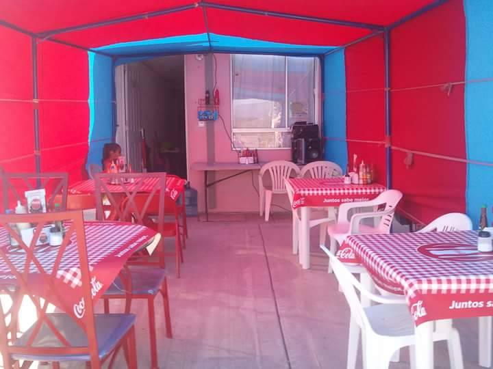 Mariscos Sinaloa | restaurant | Blvd. Tercer Ayuntamiento 28, Los Valles, B.C., Mexico | 016648080098 OR +52 664 808 0098