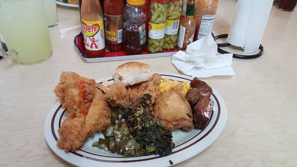 Jones Kitchen | restaurant | 526 W Cherry St, Jesup, GA 31545, USA | 9124274100 OR +1 912-427-4100