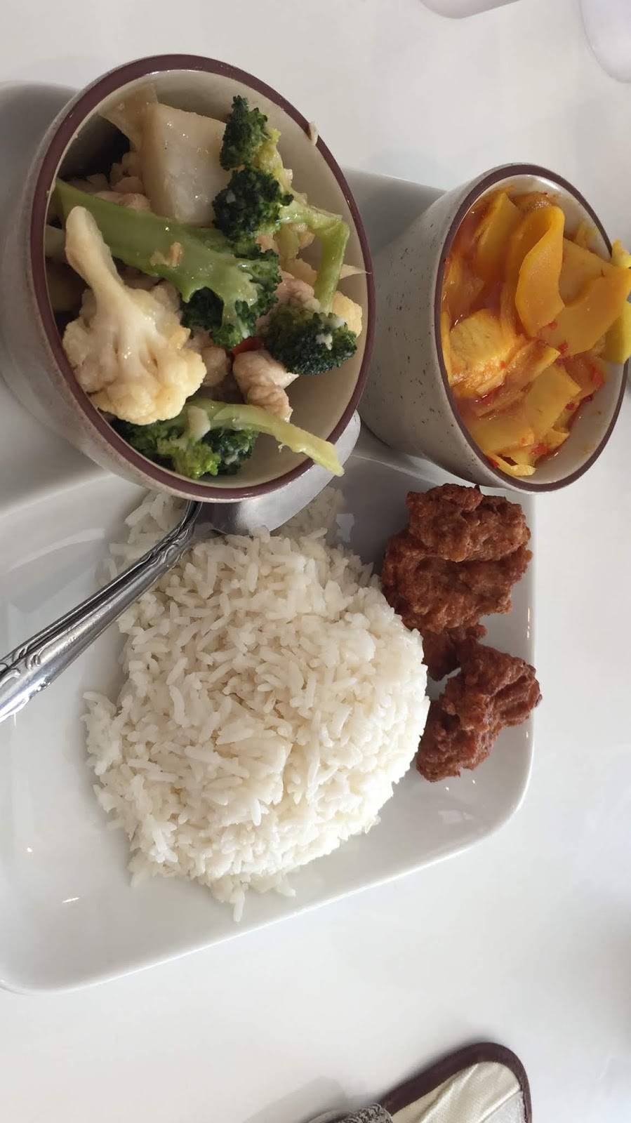 Pa Ord Curry | restaurant | Los Angeles, CA 90027, USA | 3235369929 OR +1 323-536-9929