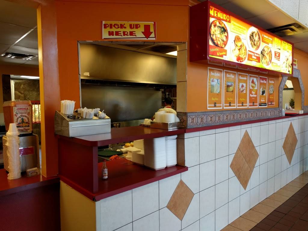 Amados Mexican Food | restaurant | 6022 S McClintock Dr, Tempe, AZ 85283, USA | 4807551913 OR +1 480-755-1913