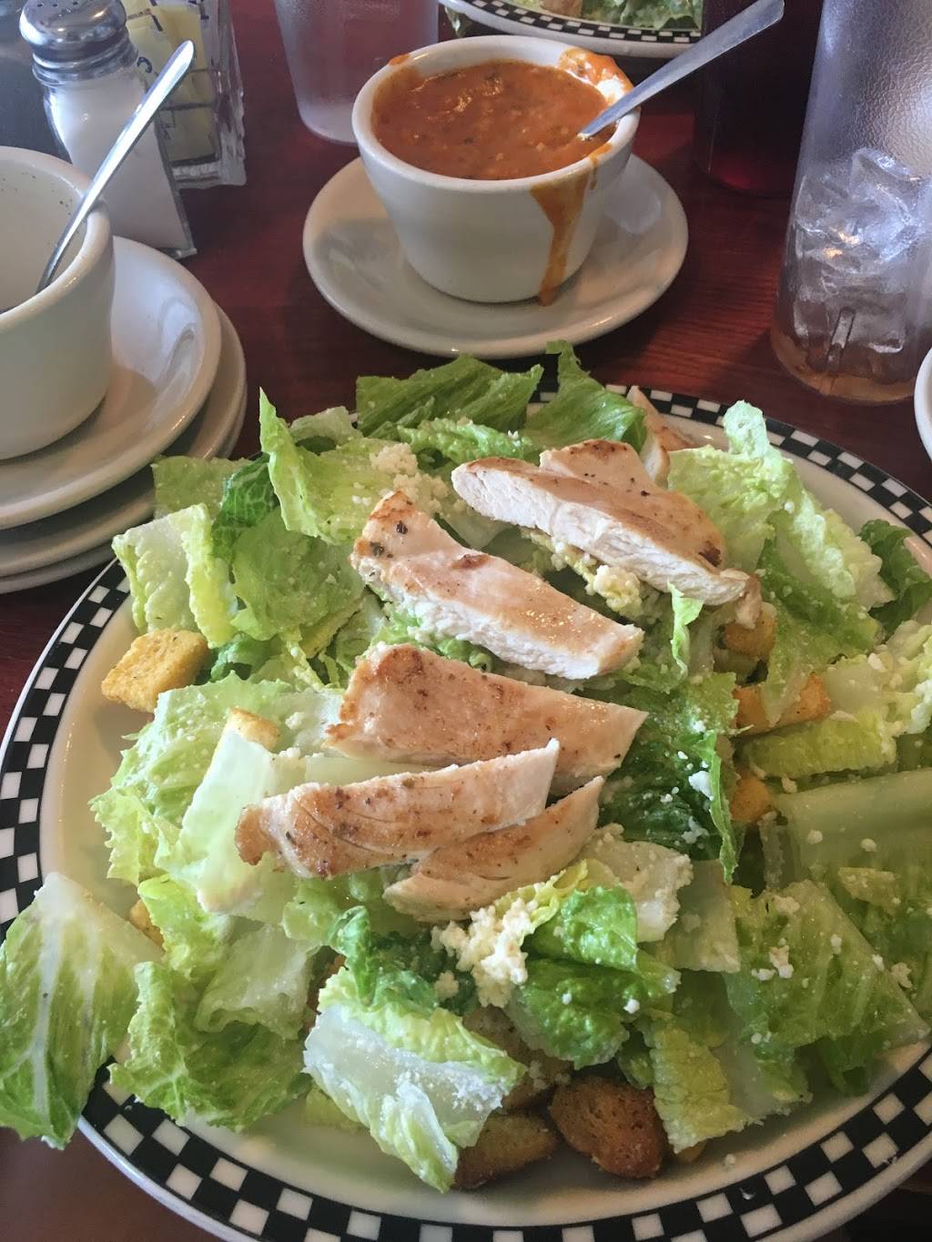 Steves Famous Diner | restaurant | 2011 N Atlantic Ave, Daytona Beach, FL 32118, USA | 3862527340 OR +1 386-252-7340