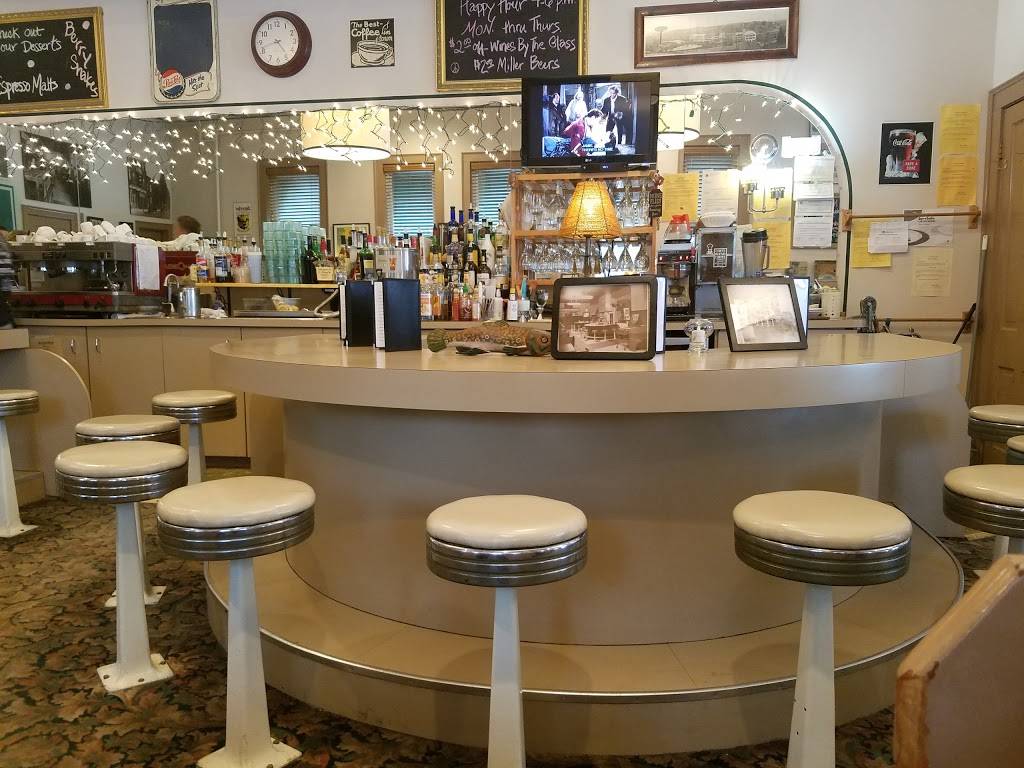 Little Village Cafe | restaurant | 146 4th Ave, Baraboo, WI 53913, USA | 6083562800 OR +1 608-356-2800