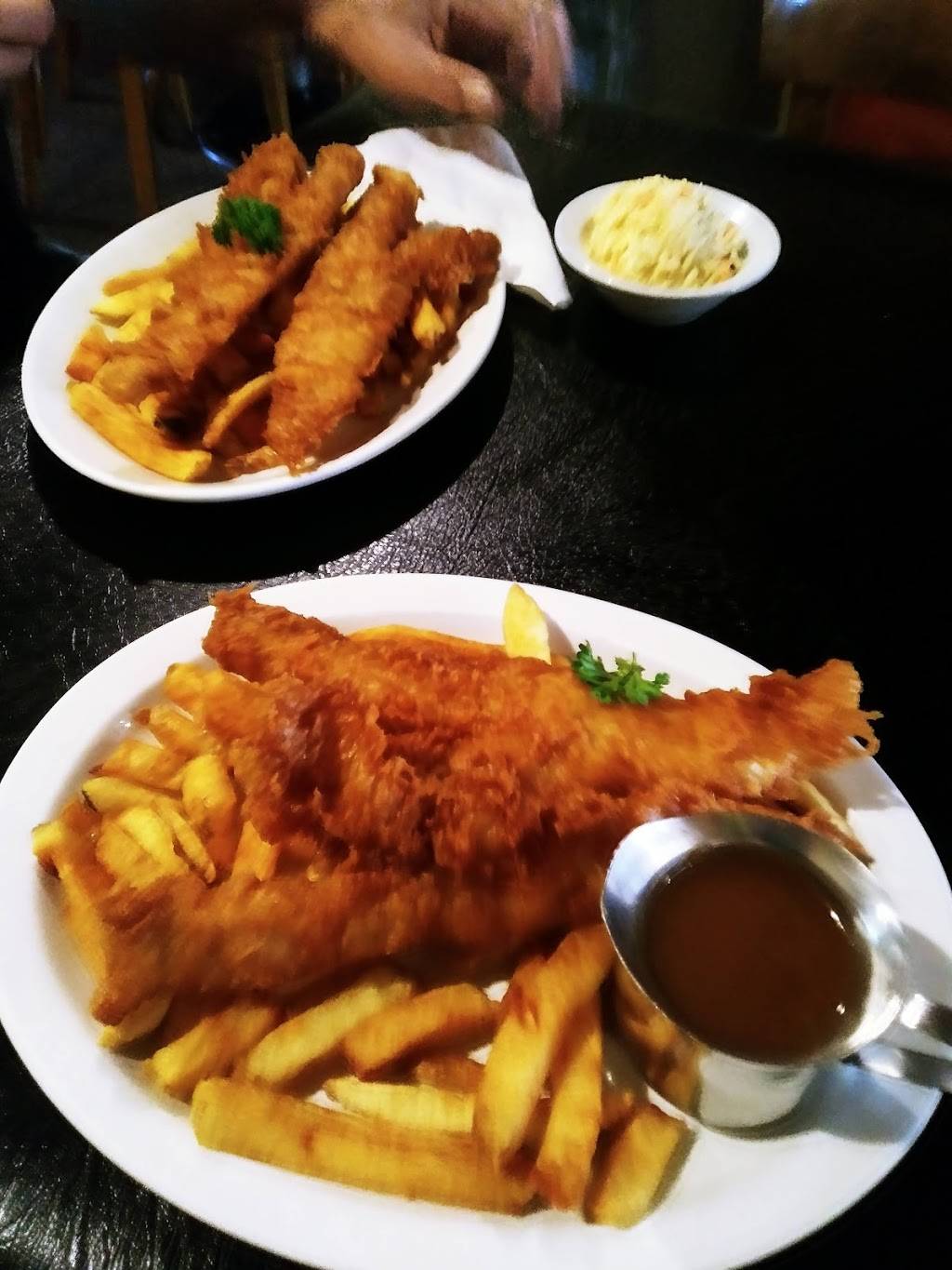 Connaught Fish & Chips | restaurant | 976 Main St E, Hamilton, ON L8M 1M8, Canada | 9055444143 OR +1 905-544-4143