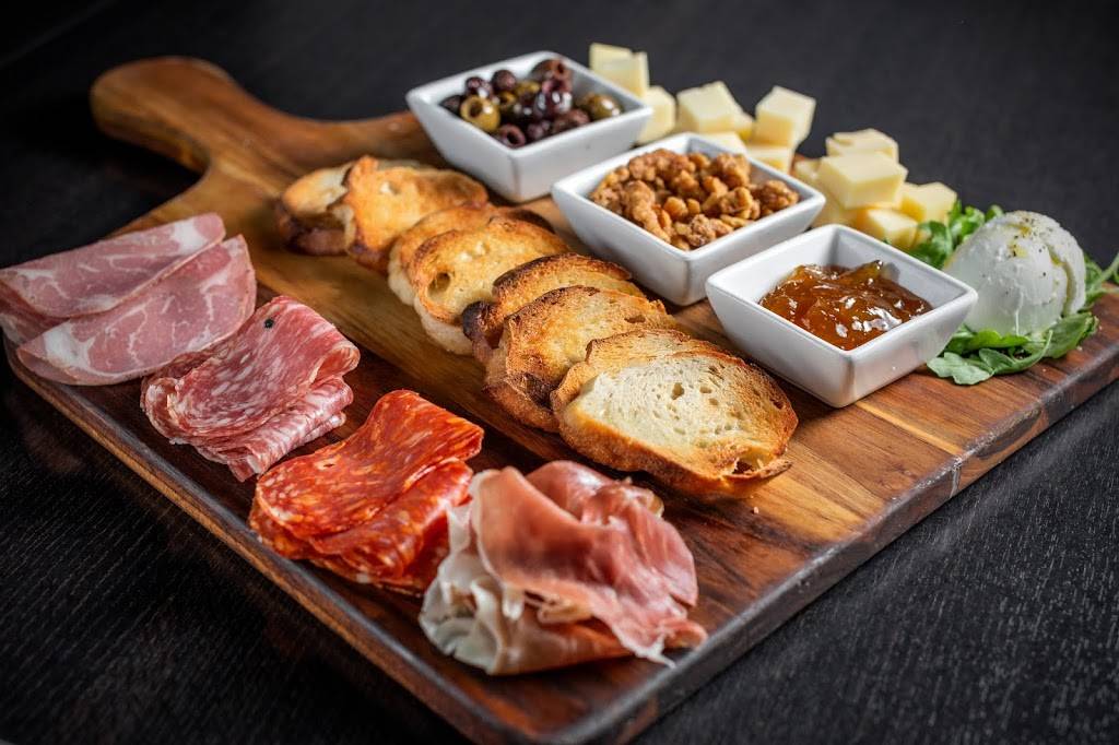 Napolita | restaurant | 1126 Central Ave, Wilmette, IL 60091, USA | 2242150305 OR +1 224-215-0305