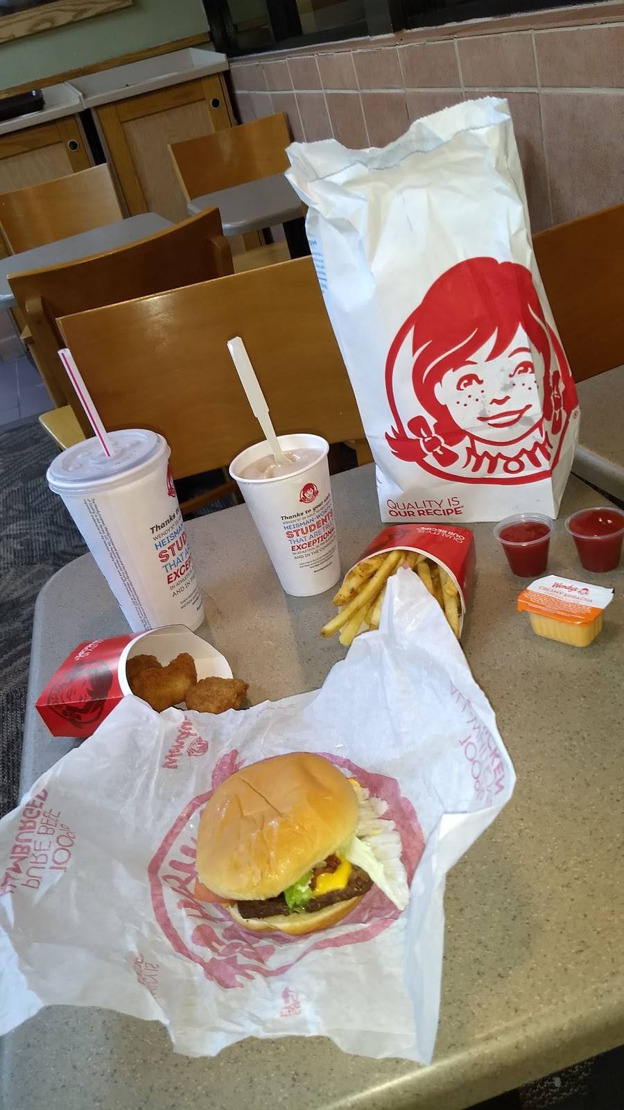 Wendys | restaurant | 10265 Stirling Rd, Cooper City, FL 33328, USA | 9542520024 OR +1 954-252-0024