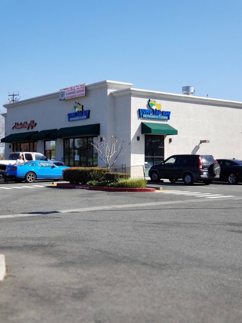 Pho Vung Tau Bay Vietnamese Cuisine | restaurant | 5880 Antelope Rd, Citrus Heights, CA 95621, USA | 9167210111 OR +1 916-721-0111