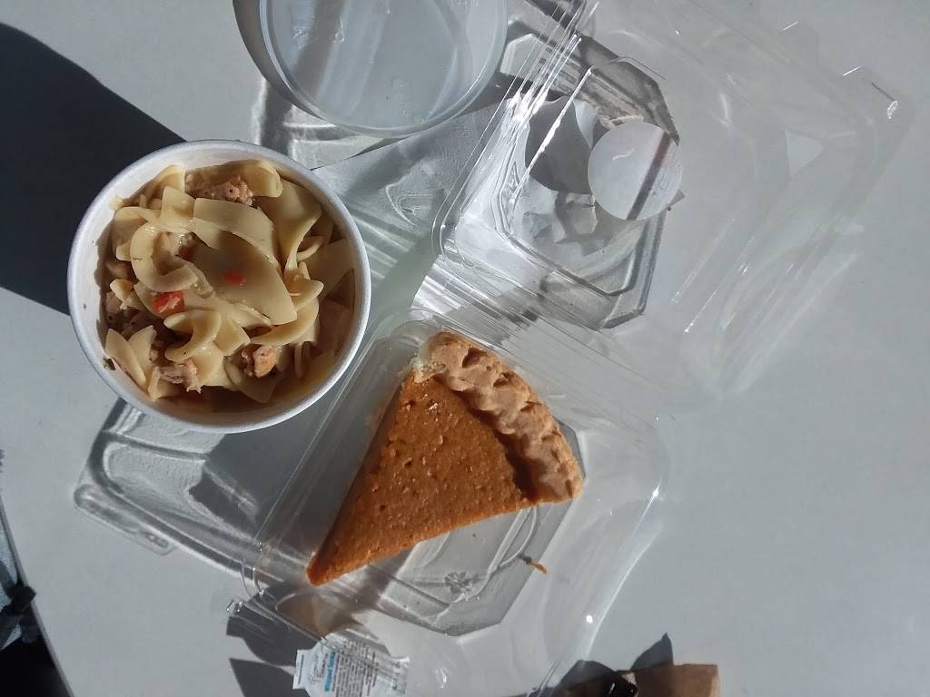 Chick-fil-A | restaurant | 403 N 13th St, Virginia Commonwealth University, Campus, Richmond, VA 23298, USA | 8049712347 OR +1 804-971-2347