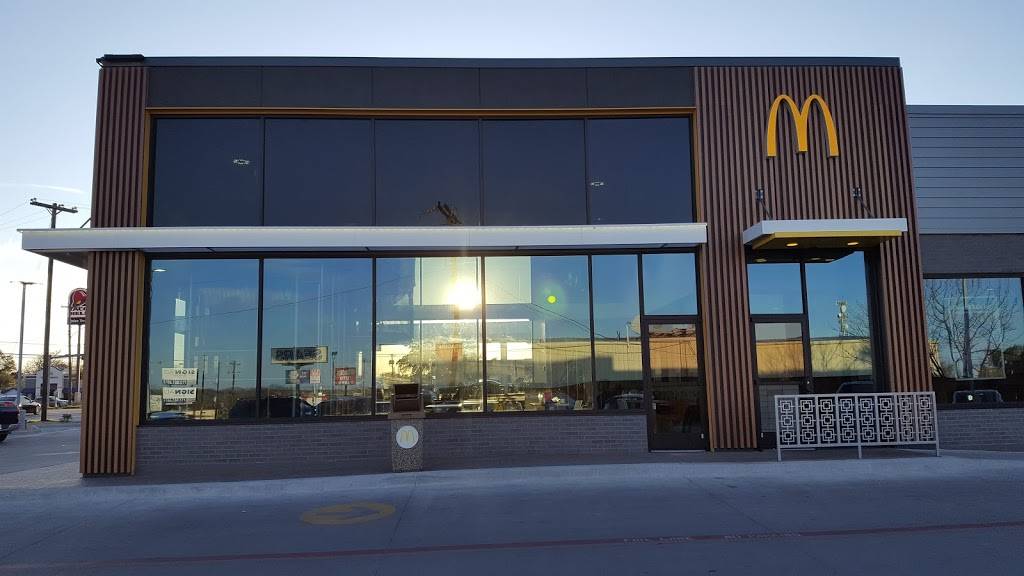 McDonalds | cafe | 903 E Milam St, Mexia, TX 76667, USA | 2545627006 OR +1 254-562-7006