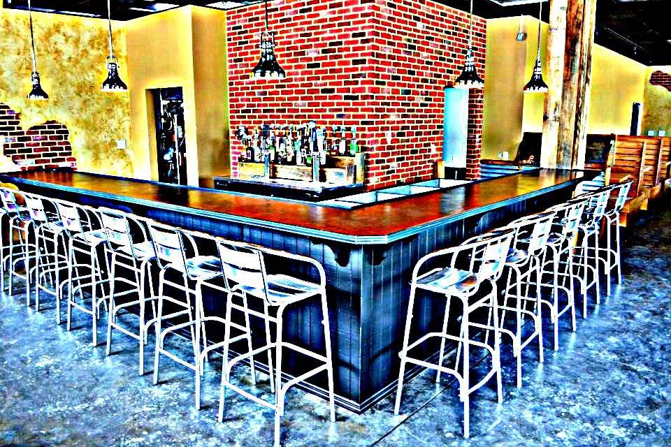 LGs By The Creek | restaurant | 1005 Tanner Ford Blvd #105, Hanahan, SC 29410, USA | 8435538046 OR +1 843-553-8046