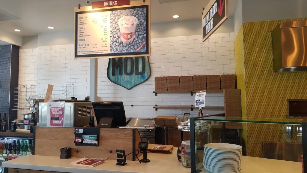 MOD Pizza | restaurant | 1871 N Lake Forest Dr #900, McKinney, TX 75071, USA | 4695450615 OR +1 469-545-0615