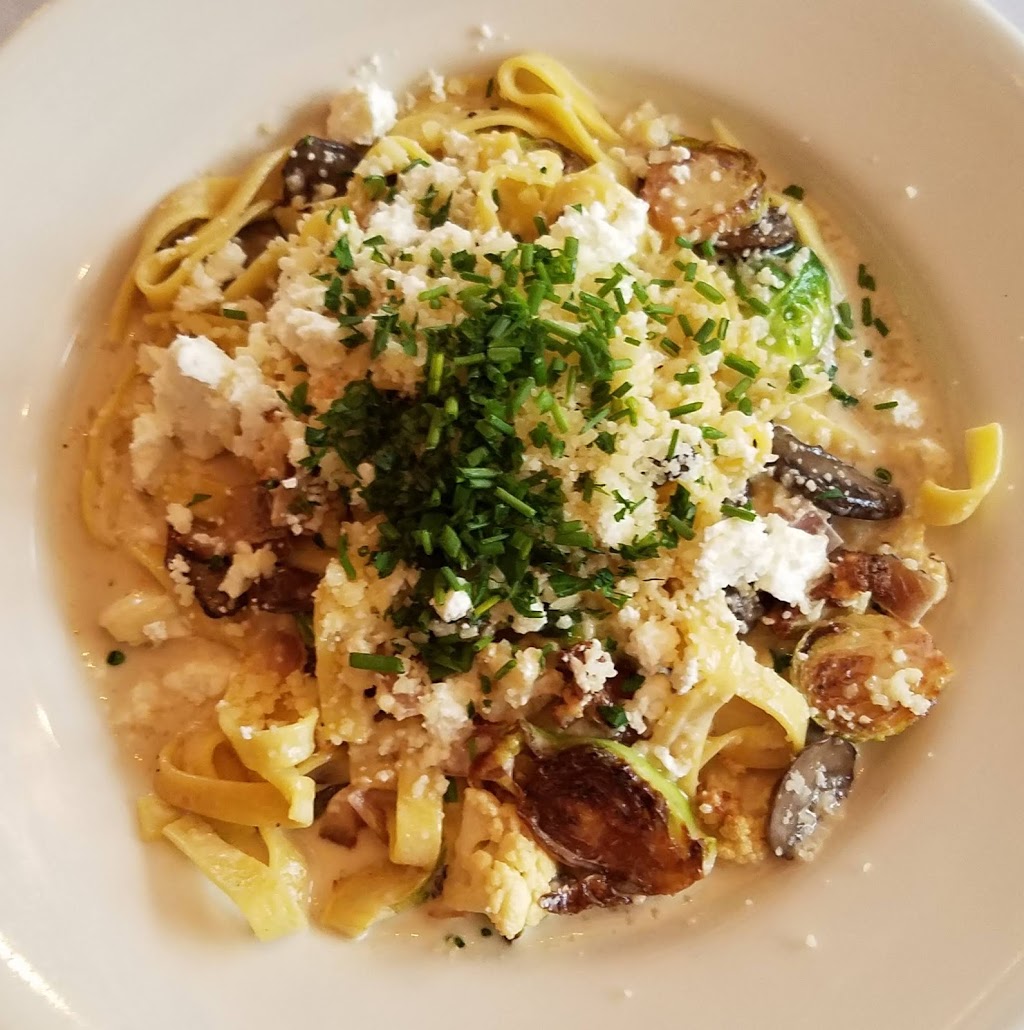 Ash’s | restaurant | 1853 Old Hwy 69, Florence, WI 54121, USA | 7156968062 OR +1 715-696-8062