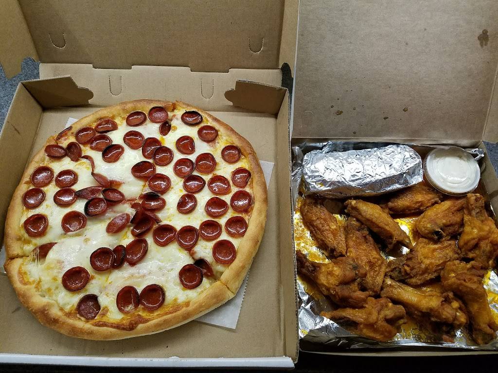 Plaza Pizzeria On Main | restaurant | 260 Main St, Tonawanda, NY 14150, USA | 7166920100 OR +1 716-692-0100