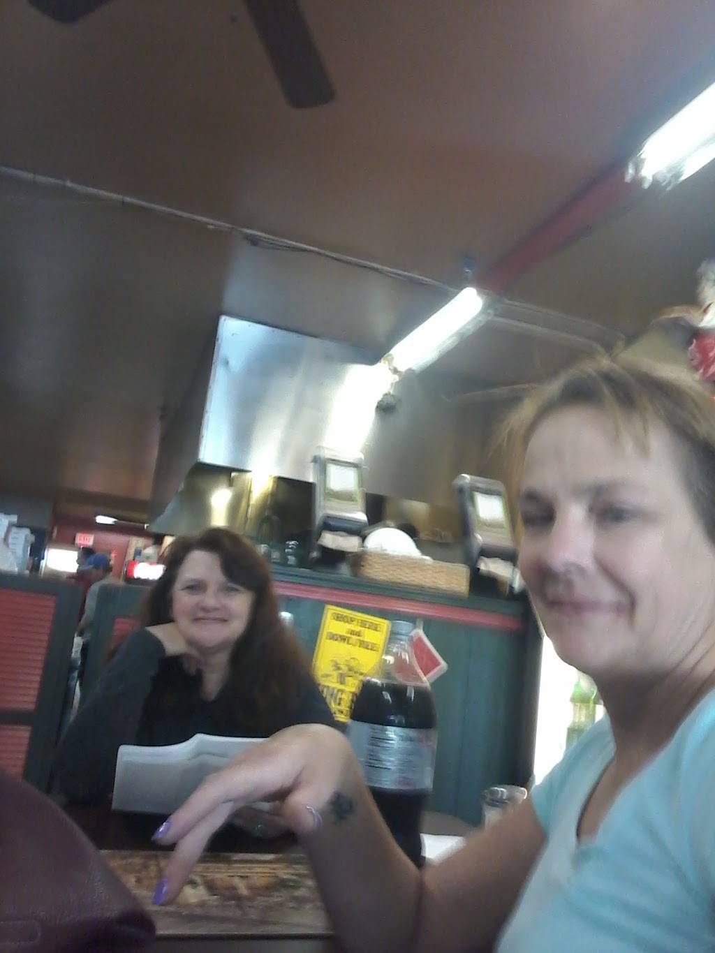 Joes Pizza | meal delivery | 1205, 117 Main St, Whitesboro, NY 13492, USA | 3157361510 OR +1 315-736-1510