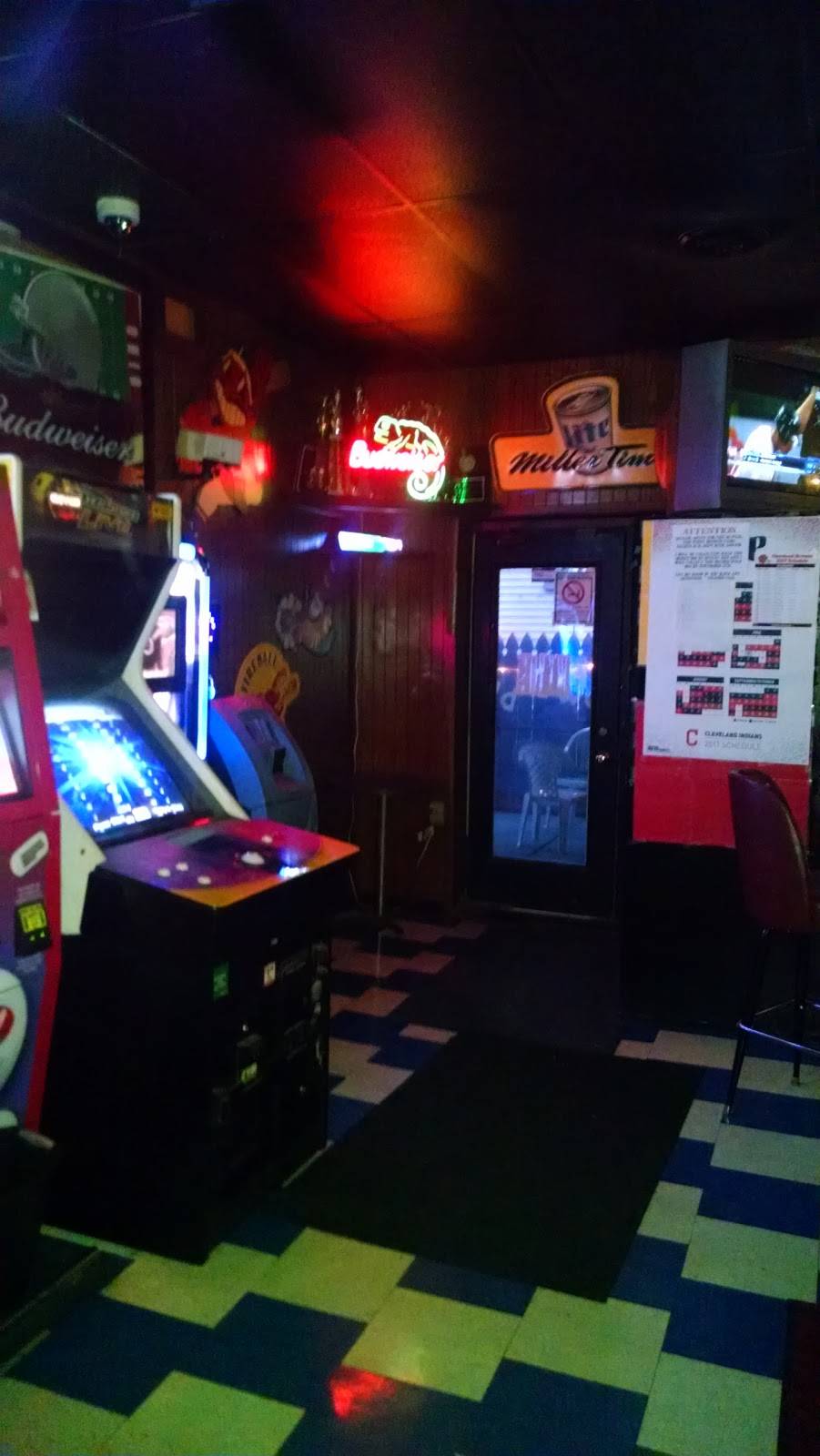 BGs Old World Tavern | restaurant | 661 E 185th St, Euclid, OH 44119, USA | 2165310331 OR +1 216-531-0331