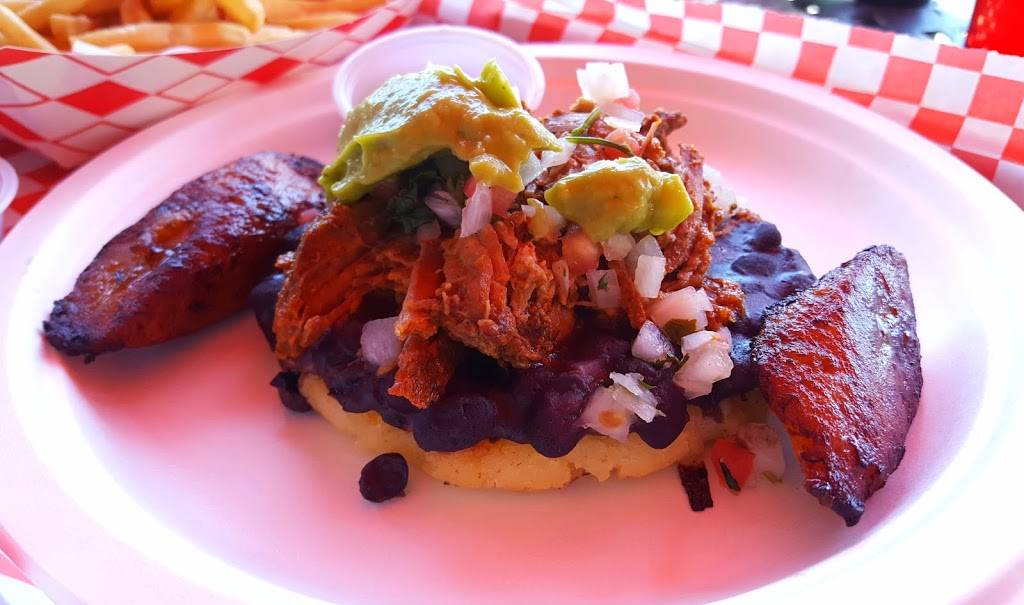 Chocklo Restaurant | restaurant | 6830 S Yosemite St, Centennial, CO 80112, USA | 7202426854 OR +1 720-242-6854