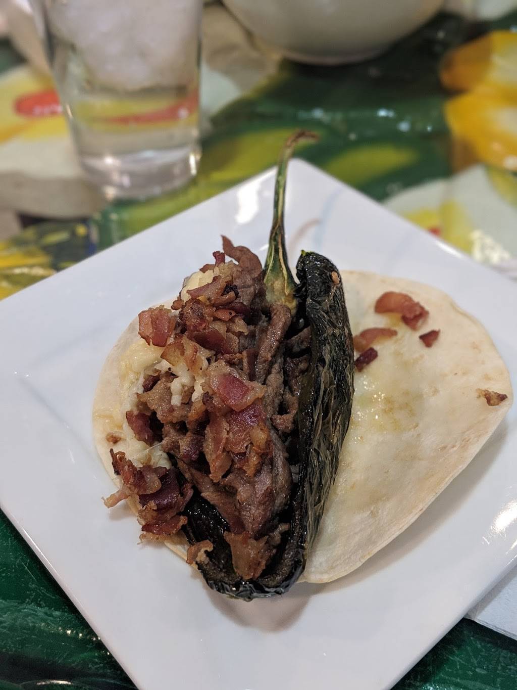 La Mexicana Cantina & Grill Chesterland | restaurant | 8053 Mayfield Rd, Chesterland, OH 44026, USA | 4407299121 OR +1 440-729-9121