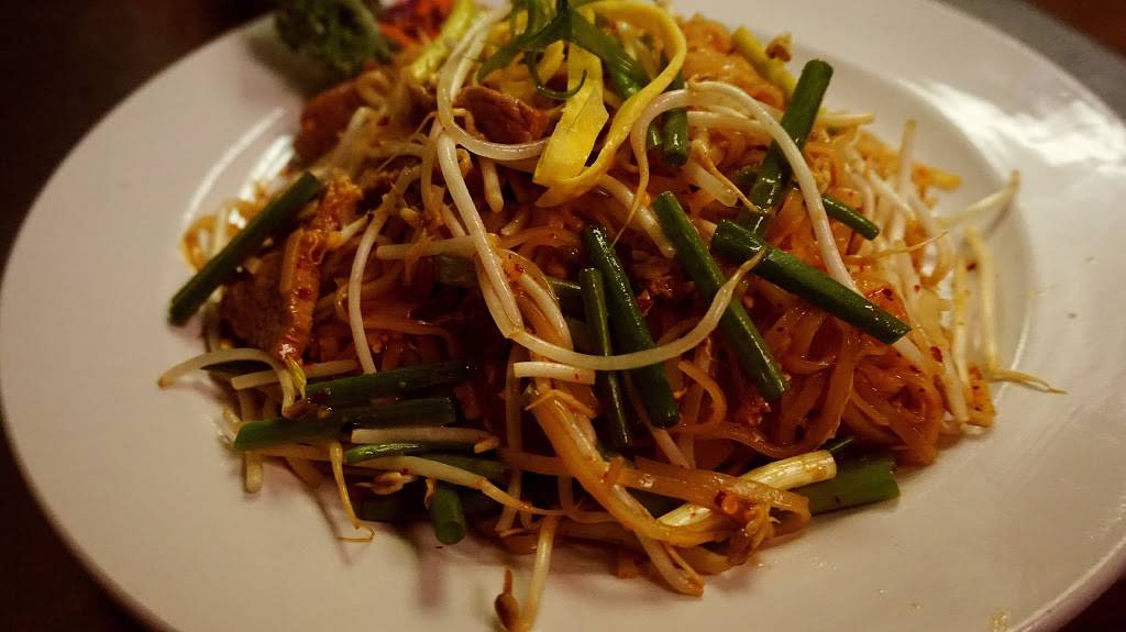 Chiang Mai Thai Noodle | restaurant | 815 E Westfield Blvd, Indianapolis, IN 46220, USA | 3179913332 OR +1 317-991-3332