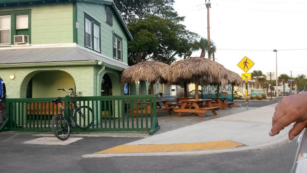 Shamrock Irish Pub | restaurant | 2201 Estero Blvd, Fort Myers Beach, FL 33931, USA | 2394638881 OR +1 239-463-8881