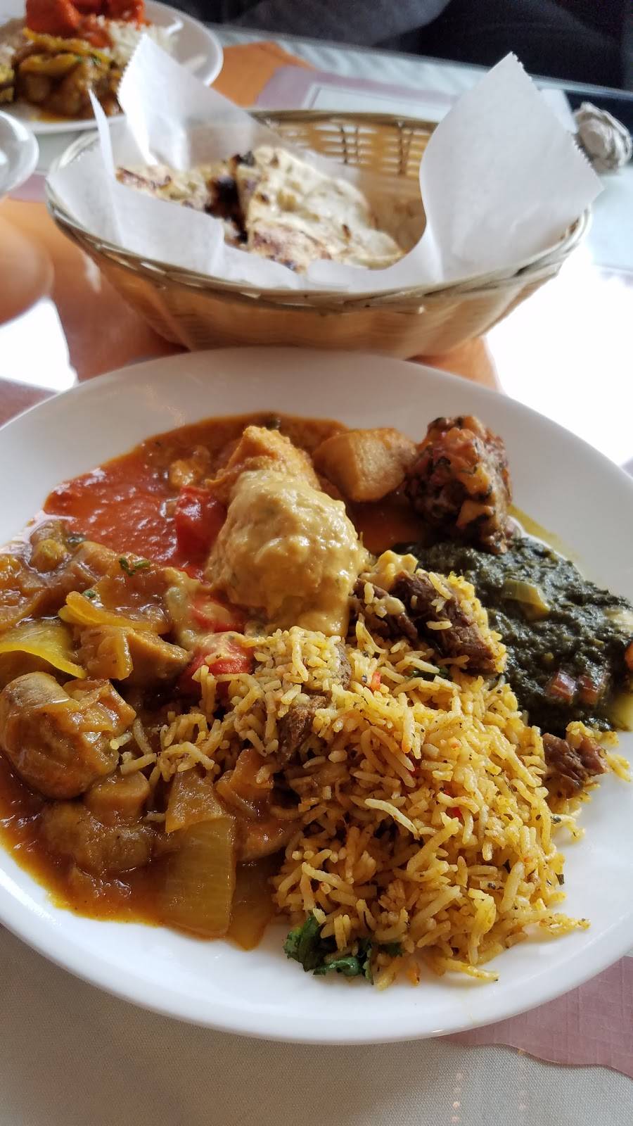 Royal Indian Grill | restaurant | 147 Marshall St, Syracuse, NY 13210, USA | 3154255444 OR +1 315-425-5444