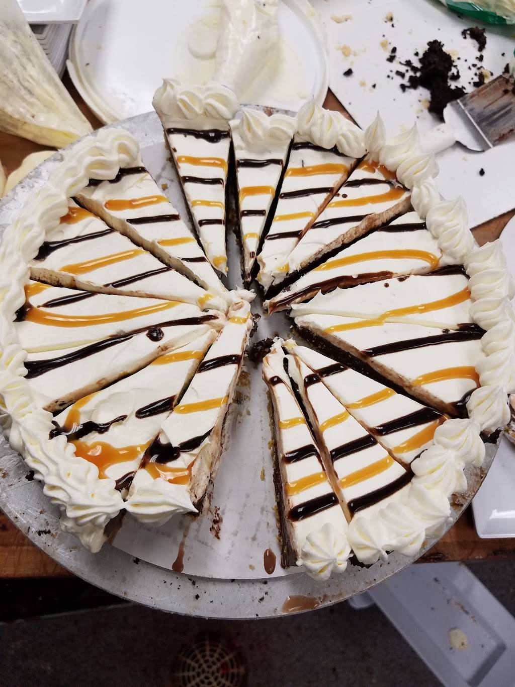 Golden Corral | restaurant | 2345 South Rd, Poughkeepsie, NY 12601, USA | 8458674700 OR +1 845-867-4700