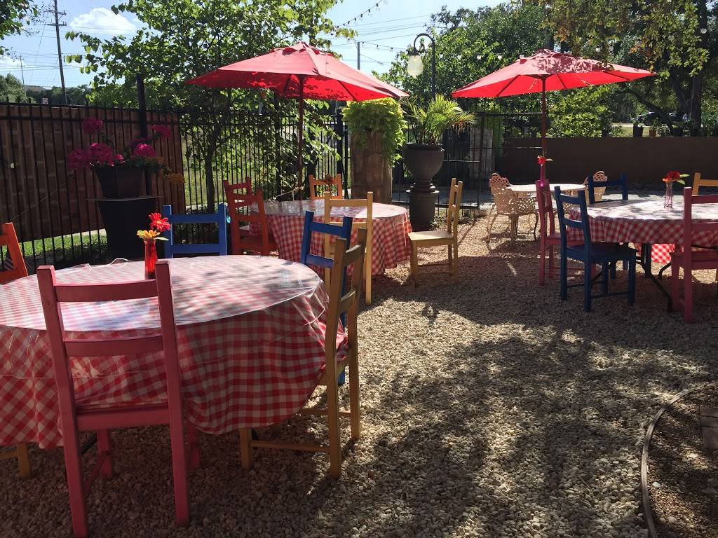 Marios Of NYC | restaurant | North 26610, US-281 #8, San Antonio, TX 78260, USA | 8304381202 OR +1 830-438-1202