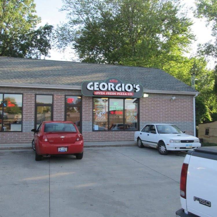 Georgios Pizza | restaurant | 201 Richmond St, Painesville, OH 44077, USA | 4403922200 OR +1 440-392-2200