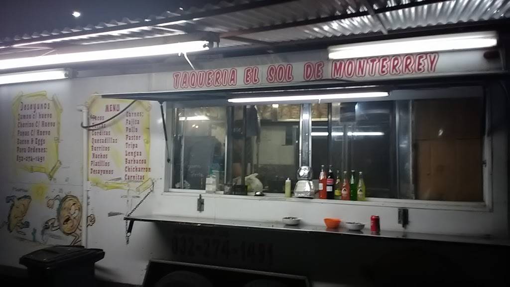 Taqueria EL SOL DE Monterrey | restaurant | 2901-3003 Golfcrest Blvd, Houston, TX 77087, USA | 8322741491 OR +1 832-274-1491