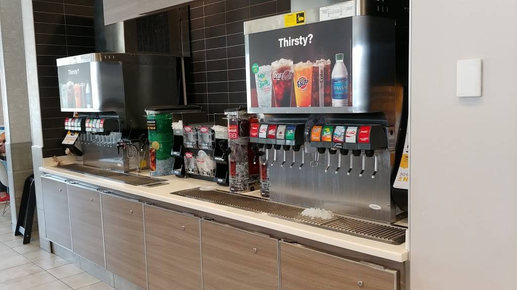 McDonalds | cafe | 2301 N Washington St, Forrest City, AR 72335, USA | 8705813411 OR +1 870-581-3411