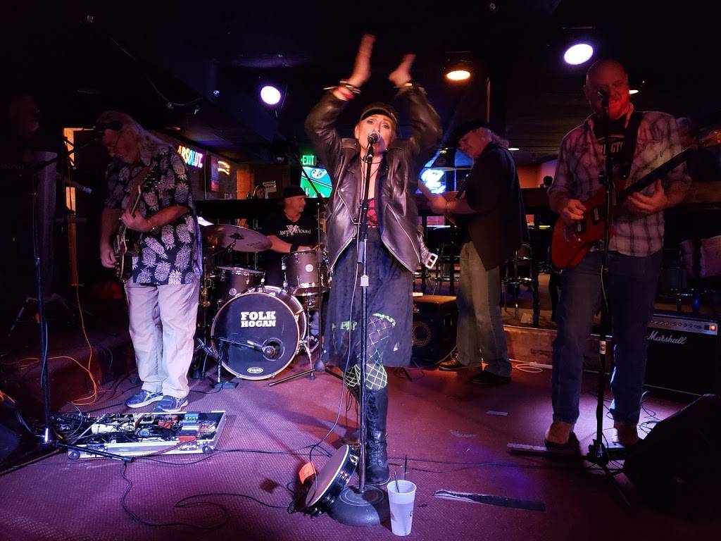 Funk n Dive Bar | restaurant | 2550 Washington Blvd, Ogden, UT 84401, USA | 8016213483 OR +1 801-621-3483