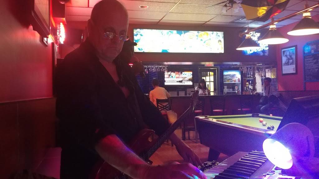 Blue Lagoon | restaurant | 2532 Eglinton Ave E, Scarborough, ON M1K 2R5, Canada | 4162642895 OR +1 416-264-2895