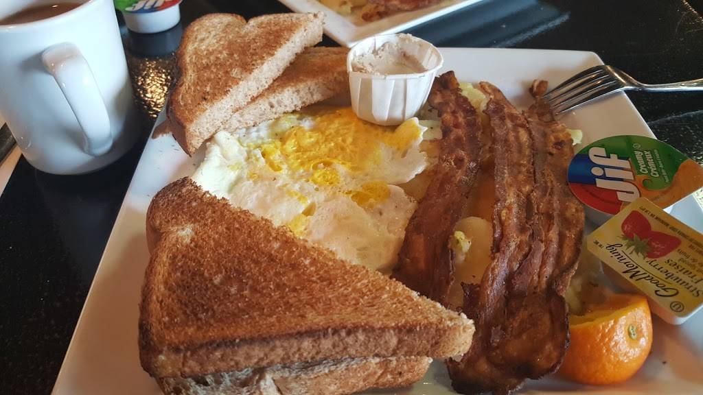 Le Célébrité | restaurant | 3495 Boulevard Taschereau, Saint-Hubert, QC J4T 2G2, Canada | 4506785050 OR +1 450-678-5050