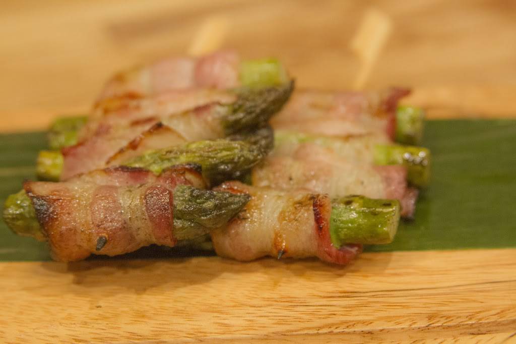 Kruang Tedd | restaurant | 5151 Hollywood Blvd, Los Angeles, CA 90027, USA | 3236679800 OR +1 323-667-9800