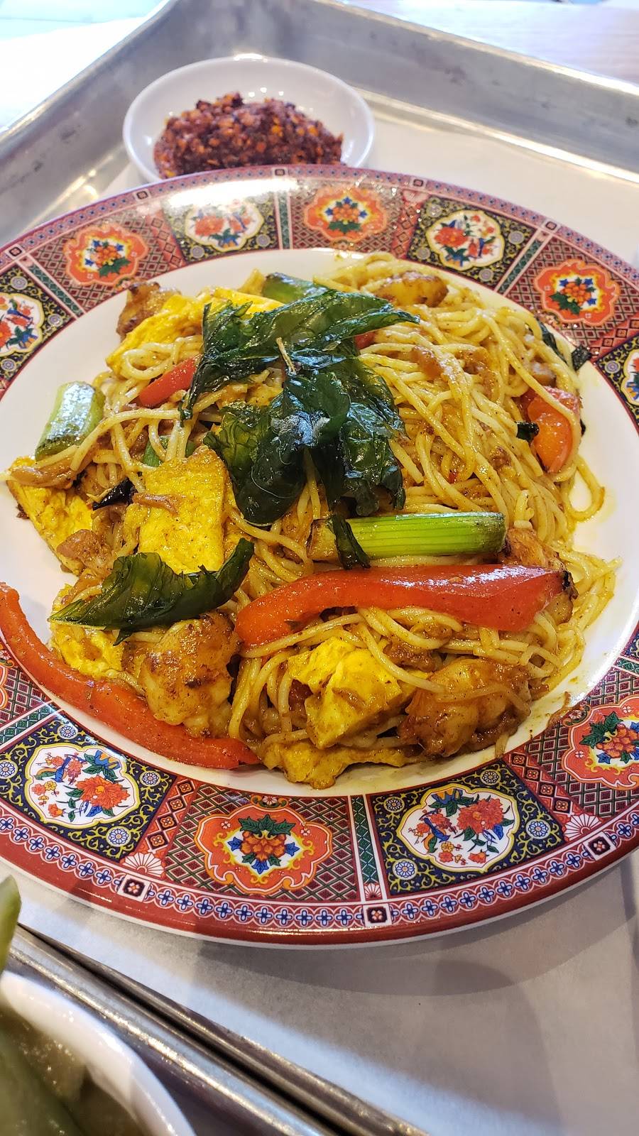 Hei Hei Tiger | restaurant | 2001 International Dr, McLean, VA 22102, USA | 7038277700 OR +1 703-827-7700