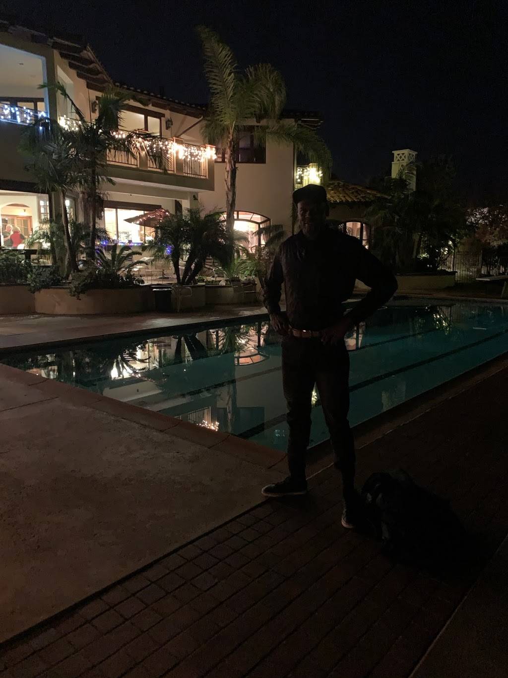 Starbucks Drive Thru | cafe | 121 W Lincoln Ave, Escondido, CA 92026, USA | 7603176298 OR +1 760-317-6298