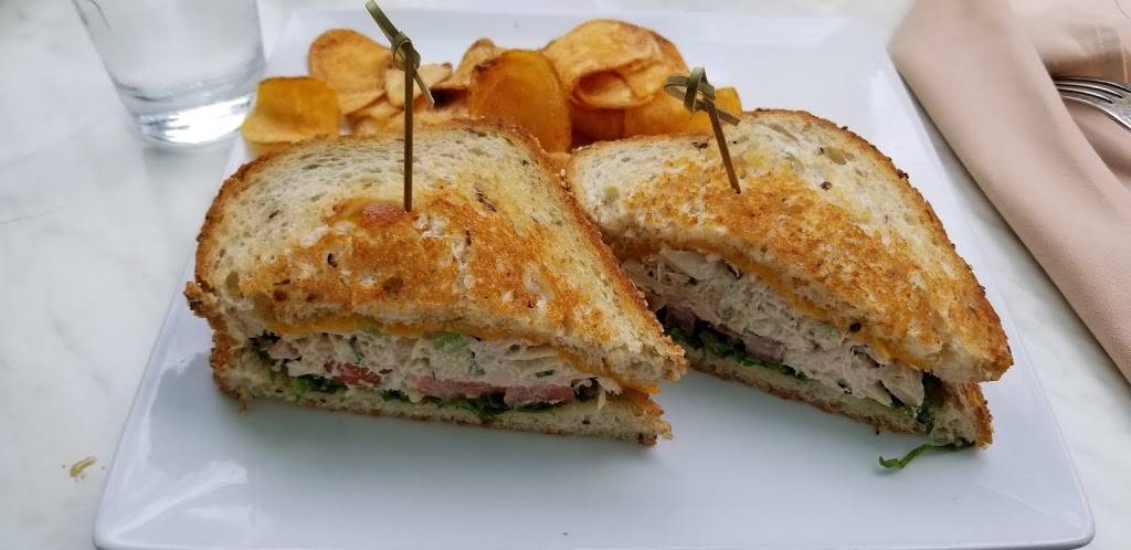 Pier 500 | restaurant | 500 1st St, Hudson, WI 54016, USA | 7153865504 OR +1 715-386-5504