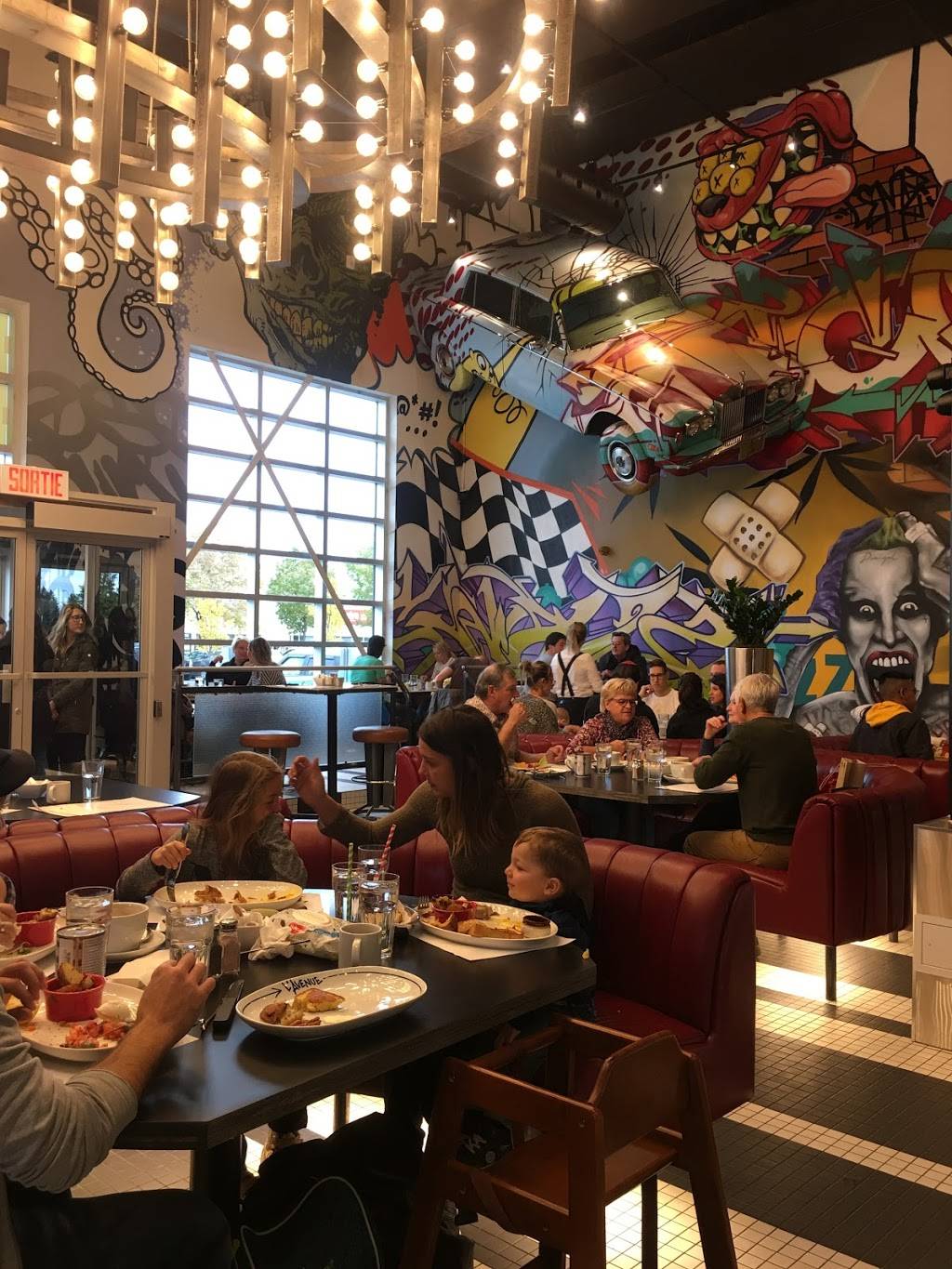 Restaurant LAvenue | restaurant | 1180 Place Nobel, Boucherville, QC J4B 5L2, Canada | 4508571270 OR +1 450-857-1270