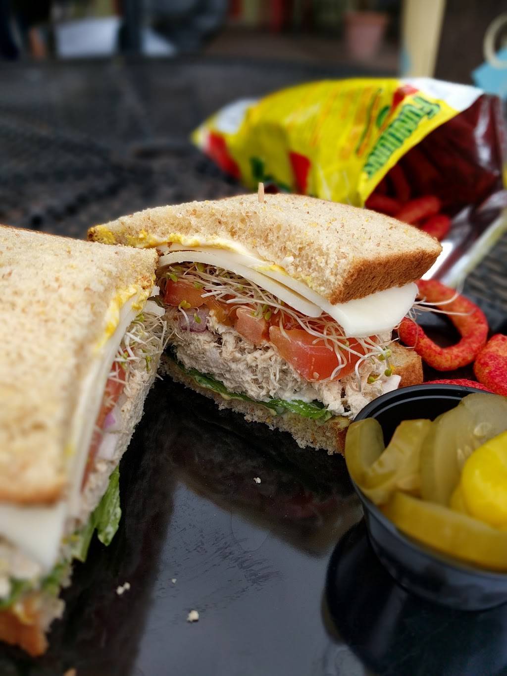 McClains Coffeehouse | cafe | 817 N Harbor Blvd, Fullerton, CA 92832, USA | 7145255282 OR +1 714-525-5282