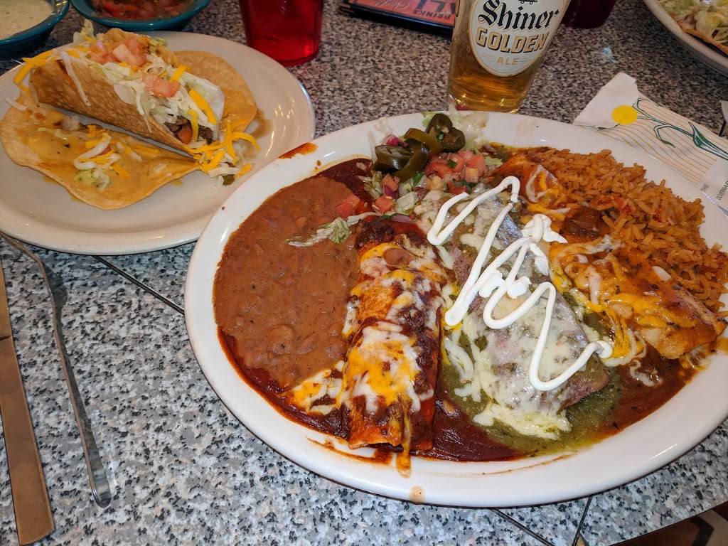 Chuys | restaurant | 8438 TX-151, San Antonio, TX 78245, USA | 2106457208 OR +1 210-645-7208