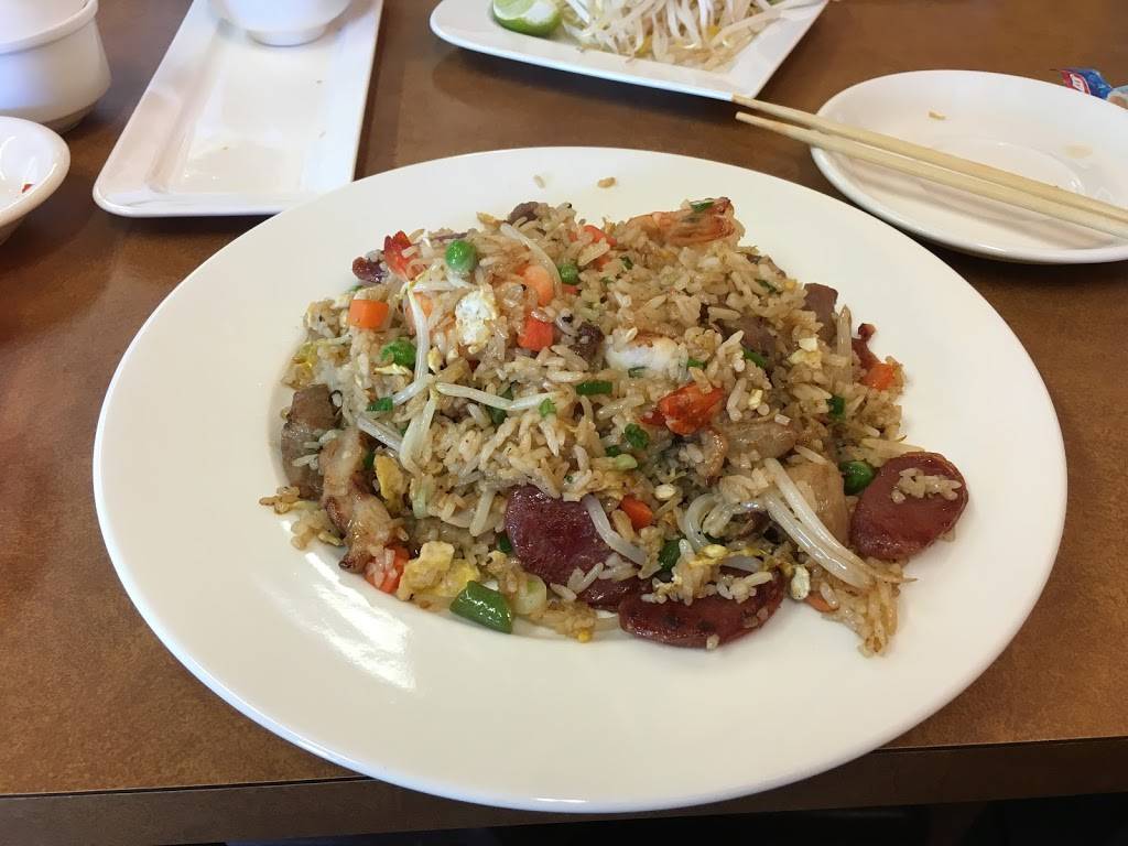 Pho Van | restaurant | 1001 Day Hill Rd ste 2 e, Windsor, CT 06095, USA | 8602989100 OR +1 860-298-9100